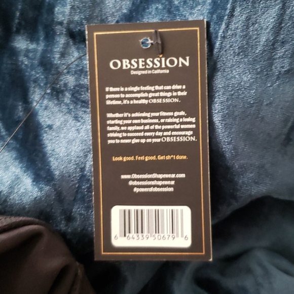 Obsession scrunch butt black leggings size S - Picture 4 of 4